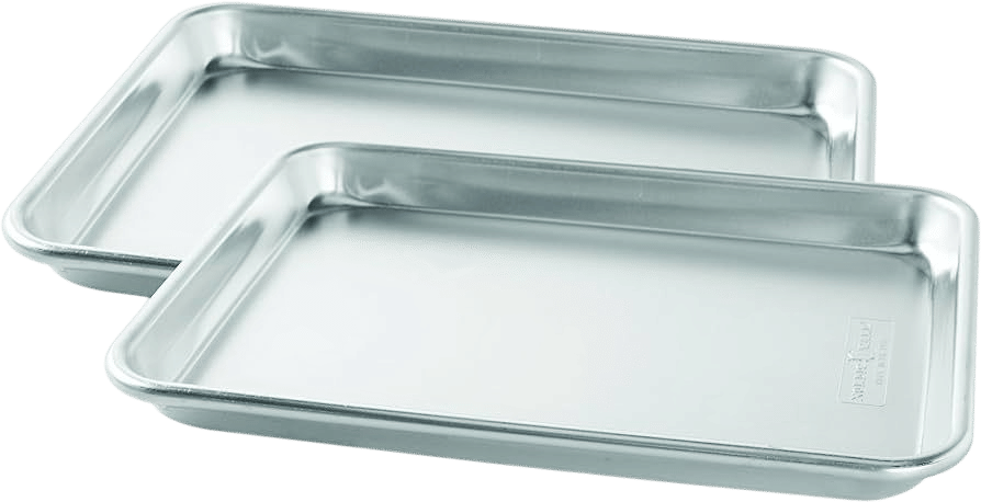 Nordic Ware quarter and half sheet pans