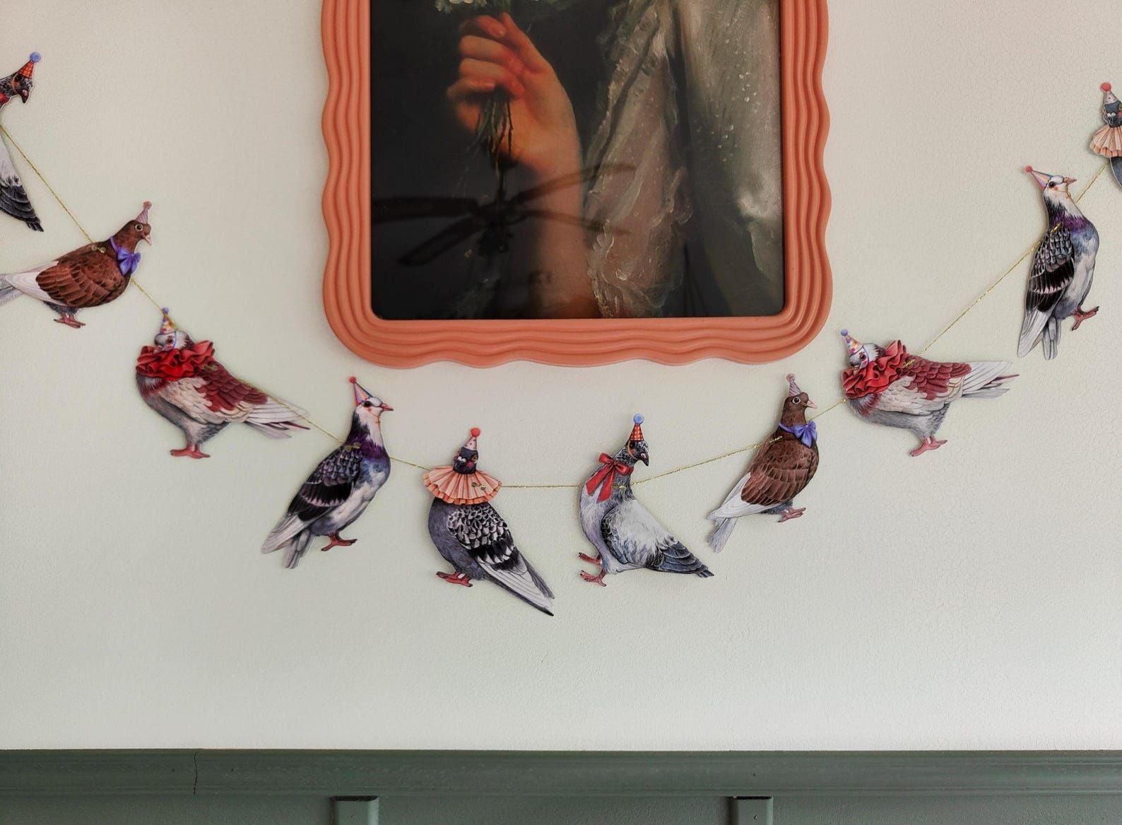 Party Pigeon Garland