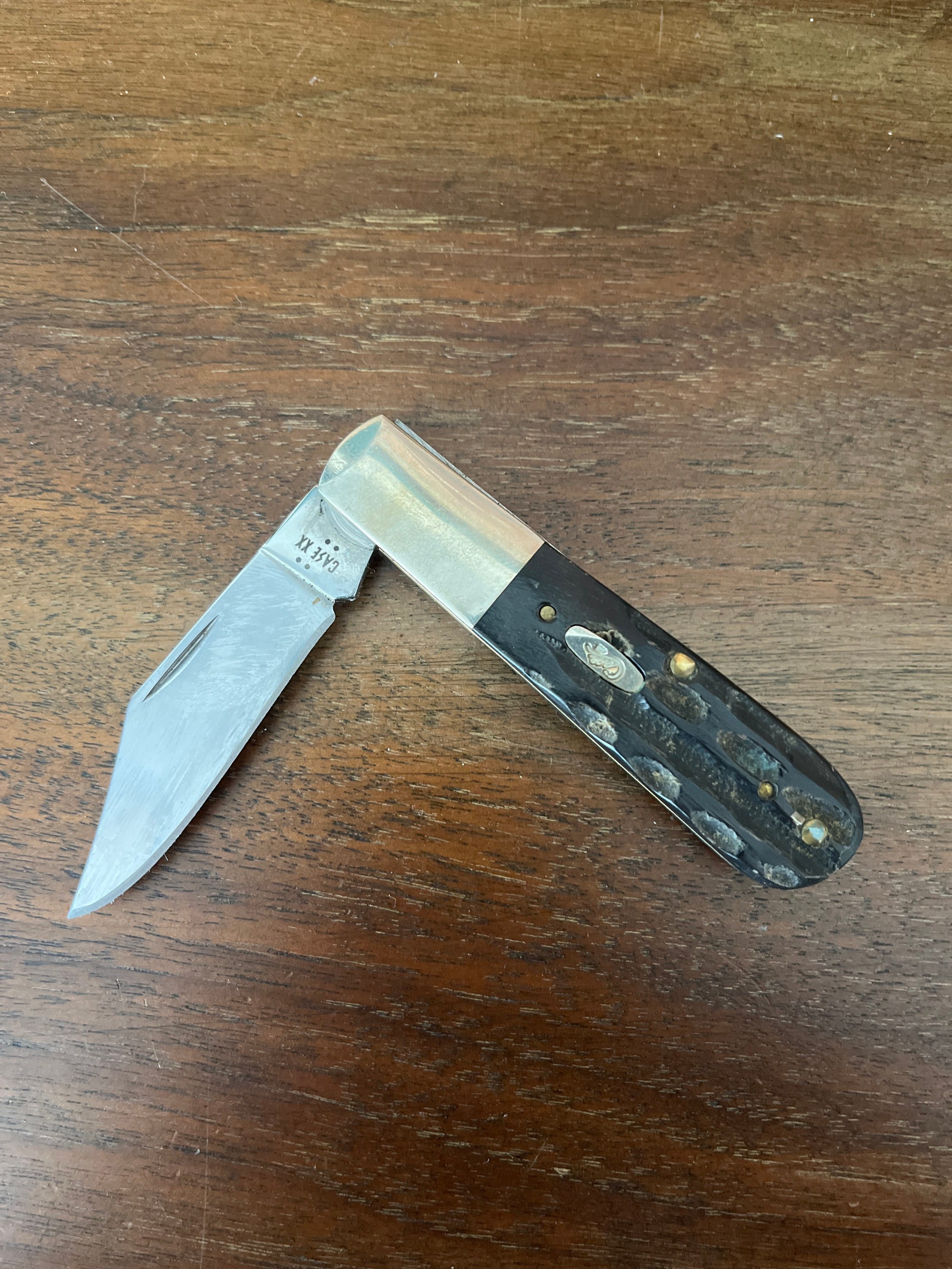 Case Barlow Knofe