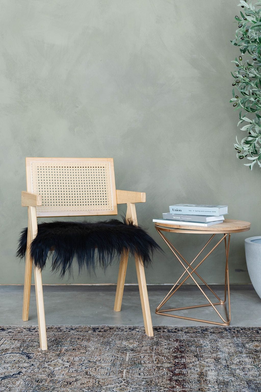 Black Icelandic Sheepskin Chair Pad