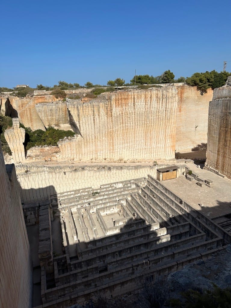 Lithica