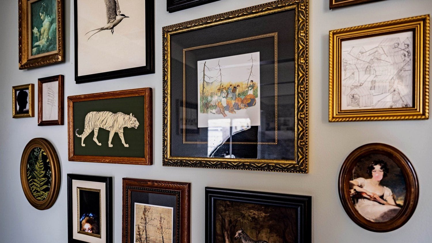 thrift stores for frames