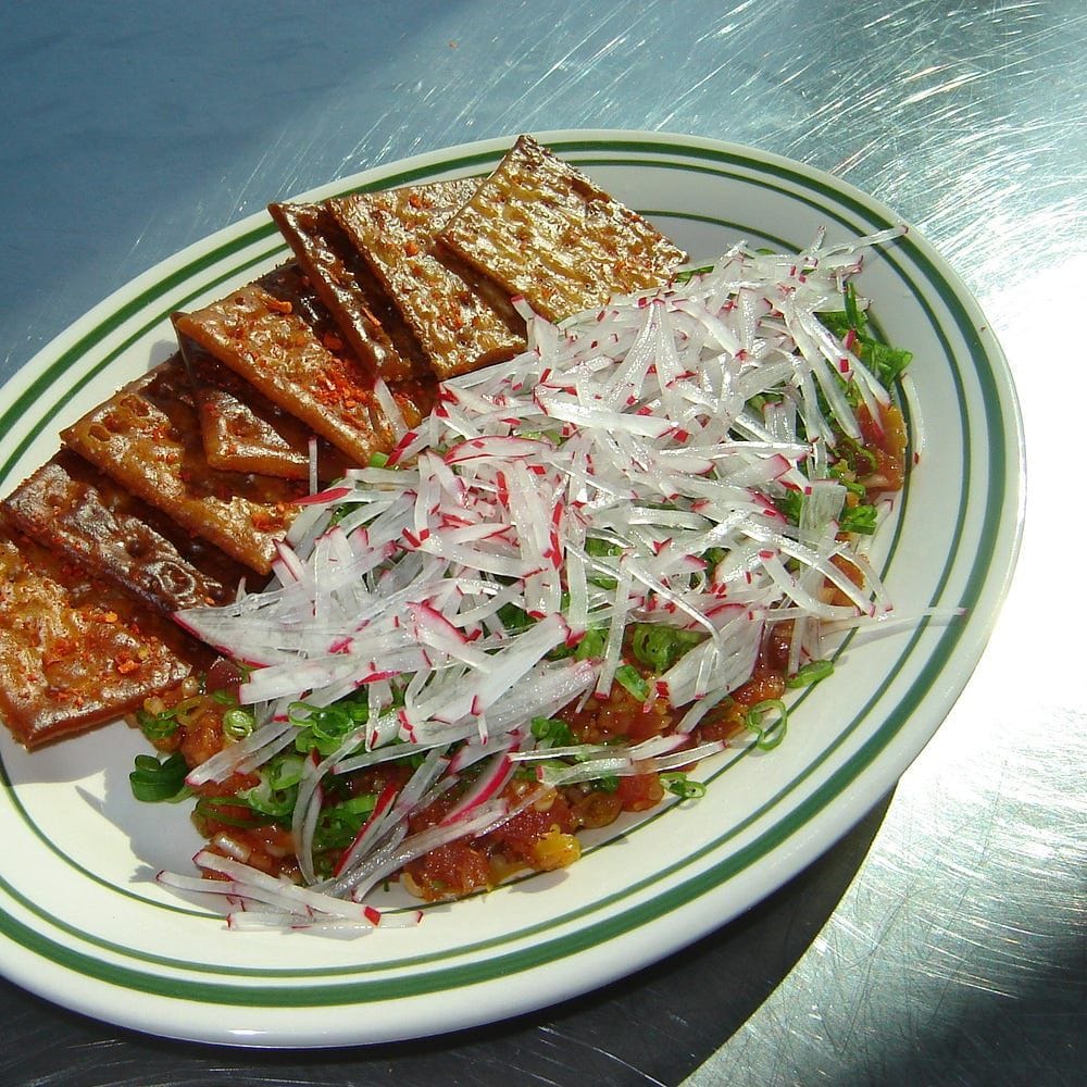 Spicy Tuna Tartare + Fried Saltines Recipe