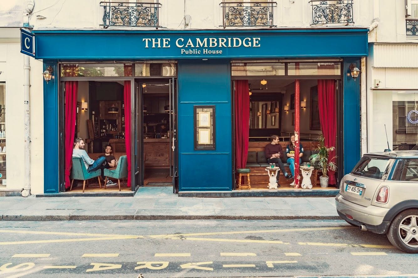 The Cambridge Public House in Paris