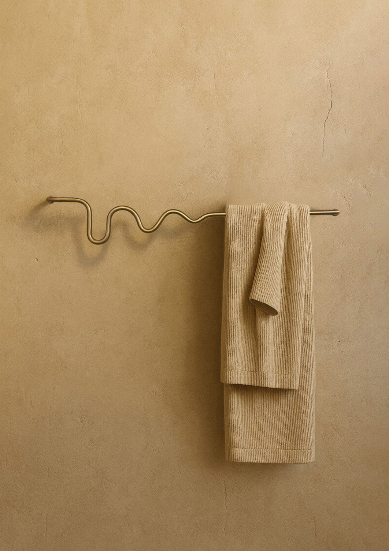 Glenn Towel Bar