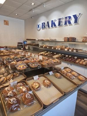 Paran Poong Cha Bakery on Western