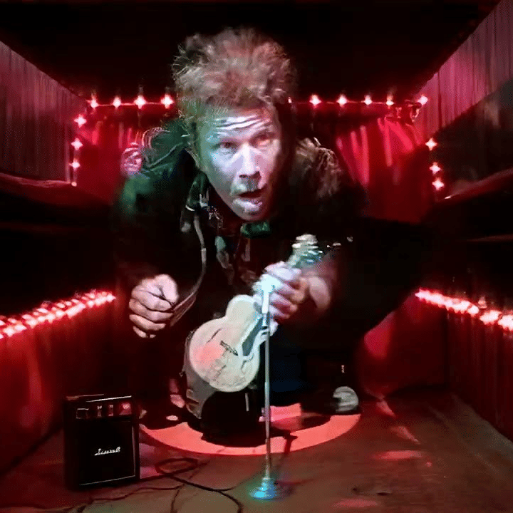 Tom Waits - "I Don't Wanna Grow Up"