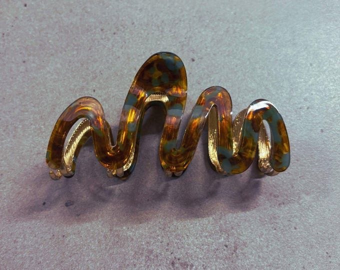 80s Squiggle Hair Claw Clip in Tortoise Sage