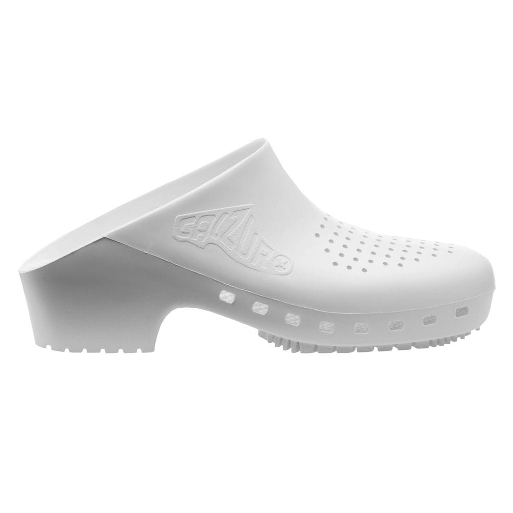 White Calzuro w Holes