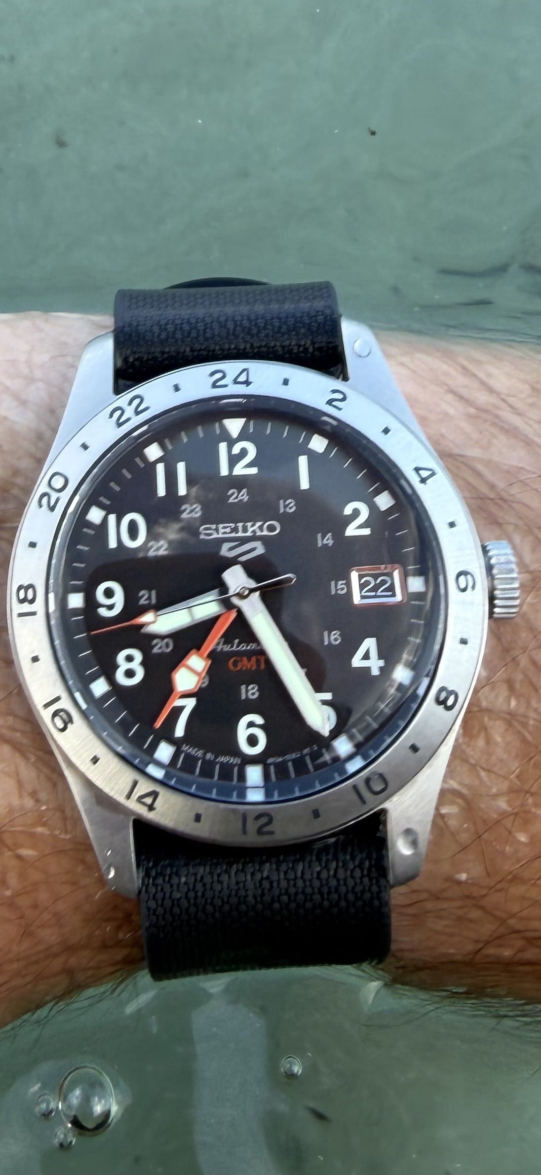 Single Pass FKM Rubber Watch Strap
