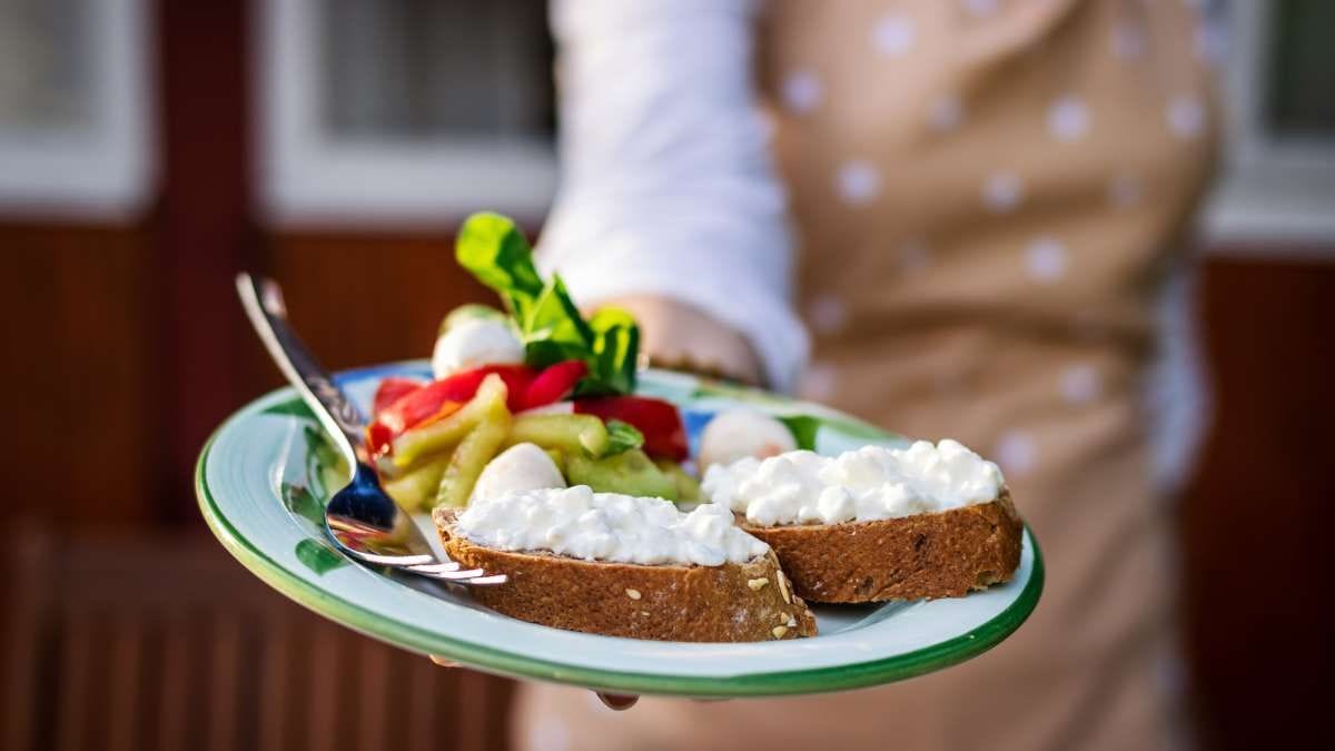 cottage cheese on toast