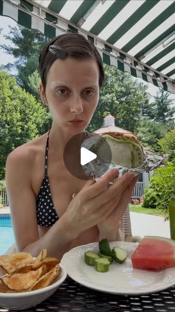 Tomato Basil Burrata Uncrustable Recipe