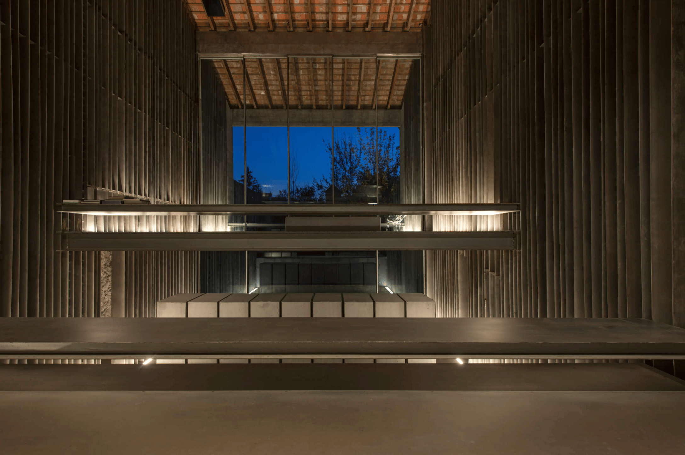 Entremurs House