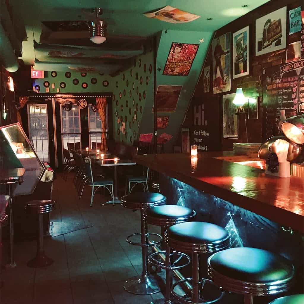 black dice cafe