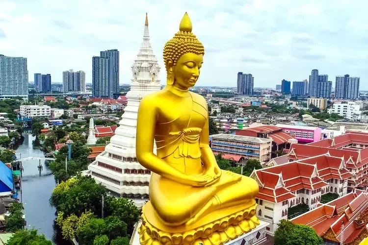 Wat Paknam Phasi Charoen