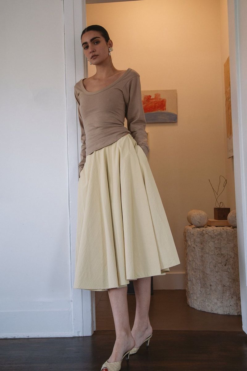 Ritsu A-Line Slit Midi Skirt