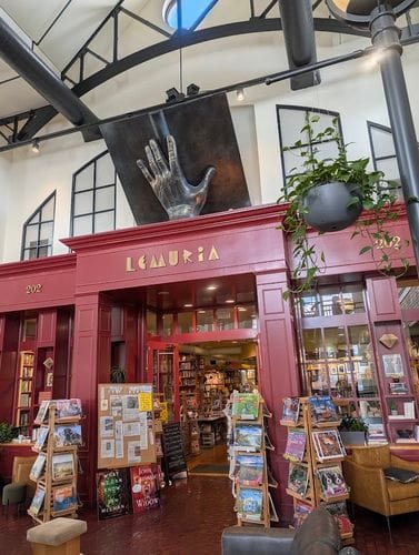 Lemuria Books