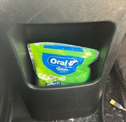 keeping flossers in your car