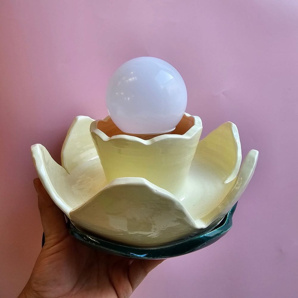 Mud Witch Lemon Pie Lotus Lamp