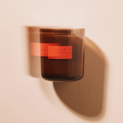 Milky Santal Scented Candle