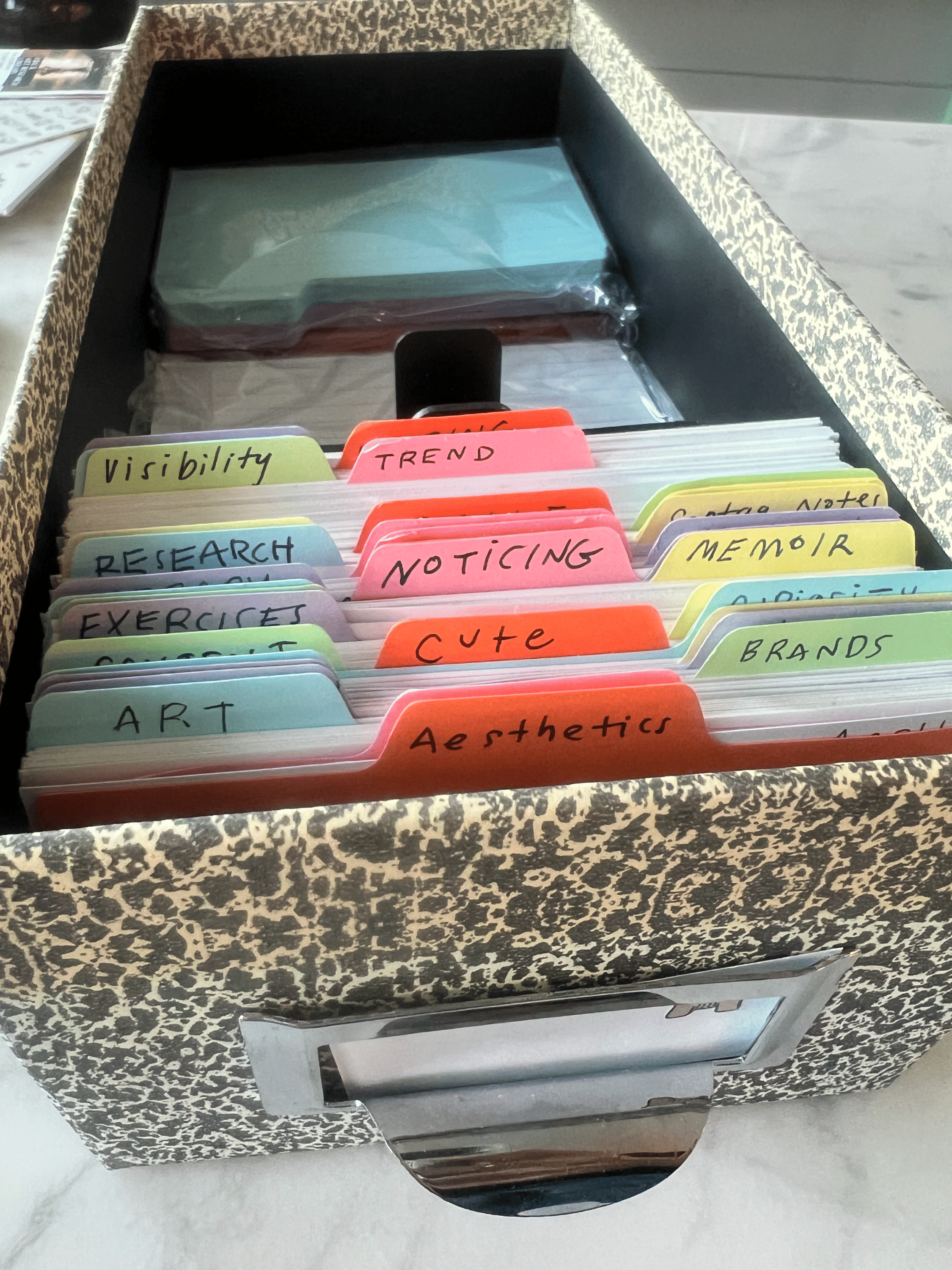 Index card note taking system for research