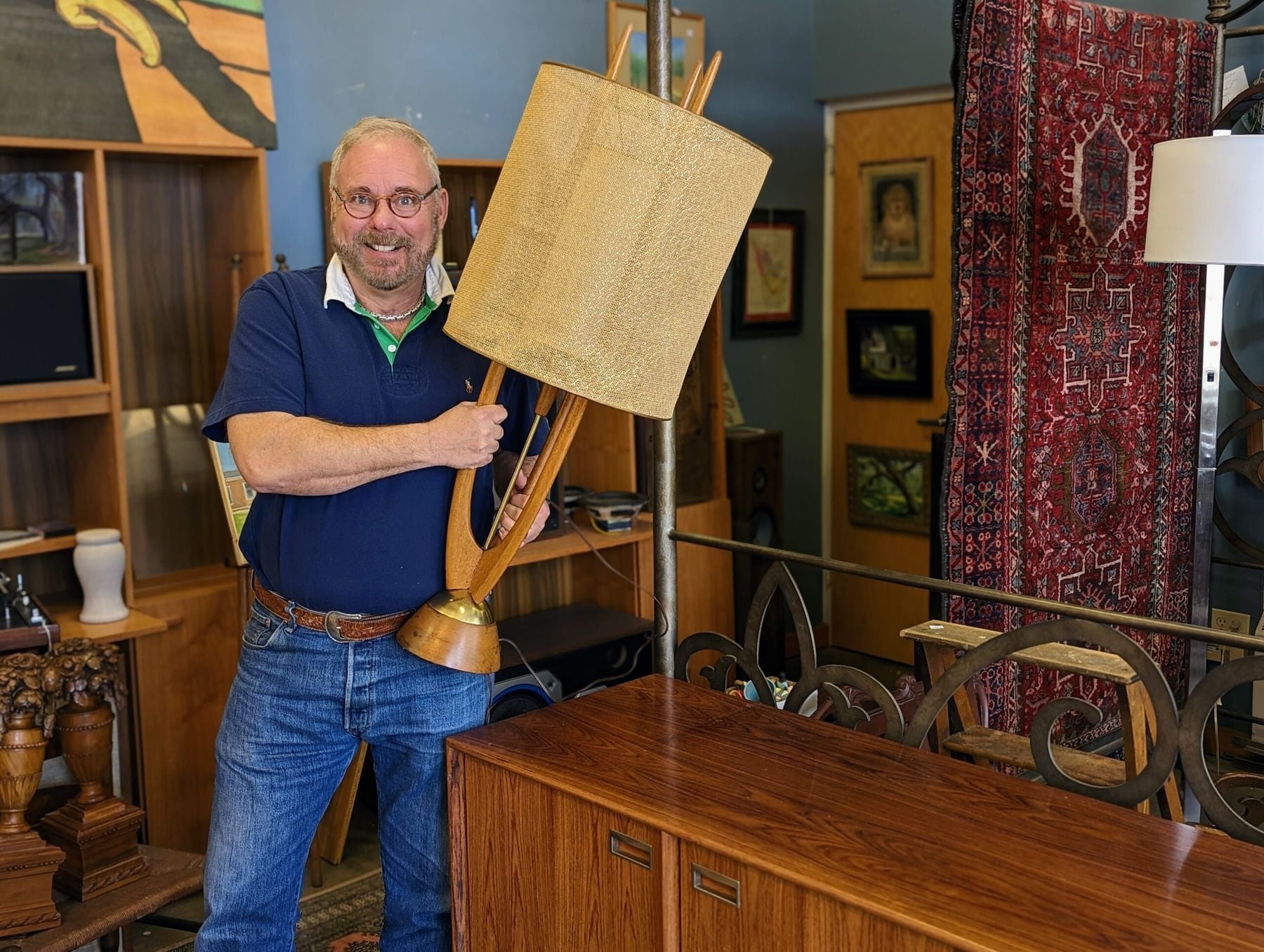 Jeff's Warehouse - Vintage for the Home