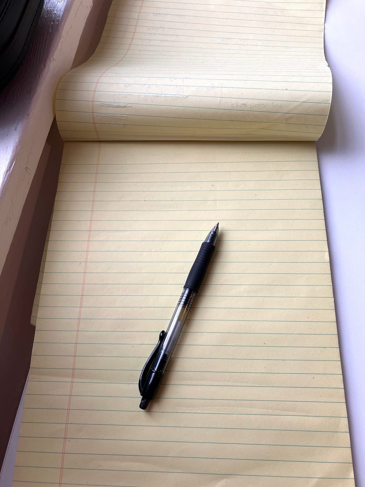 writing your do list on a legal pad