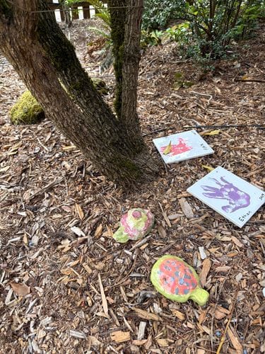 using kids ceramics for a sculpture garden