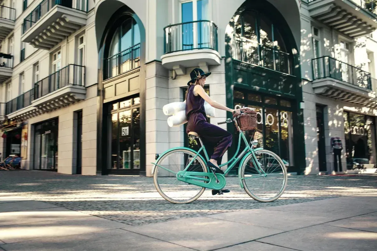 Montreal Bicycle Rentals by Allo Velo