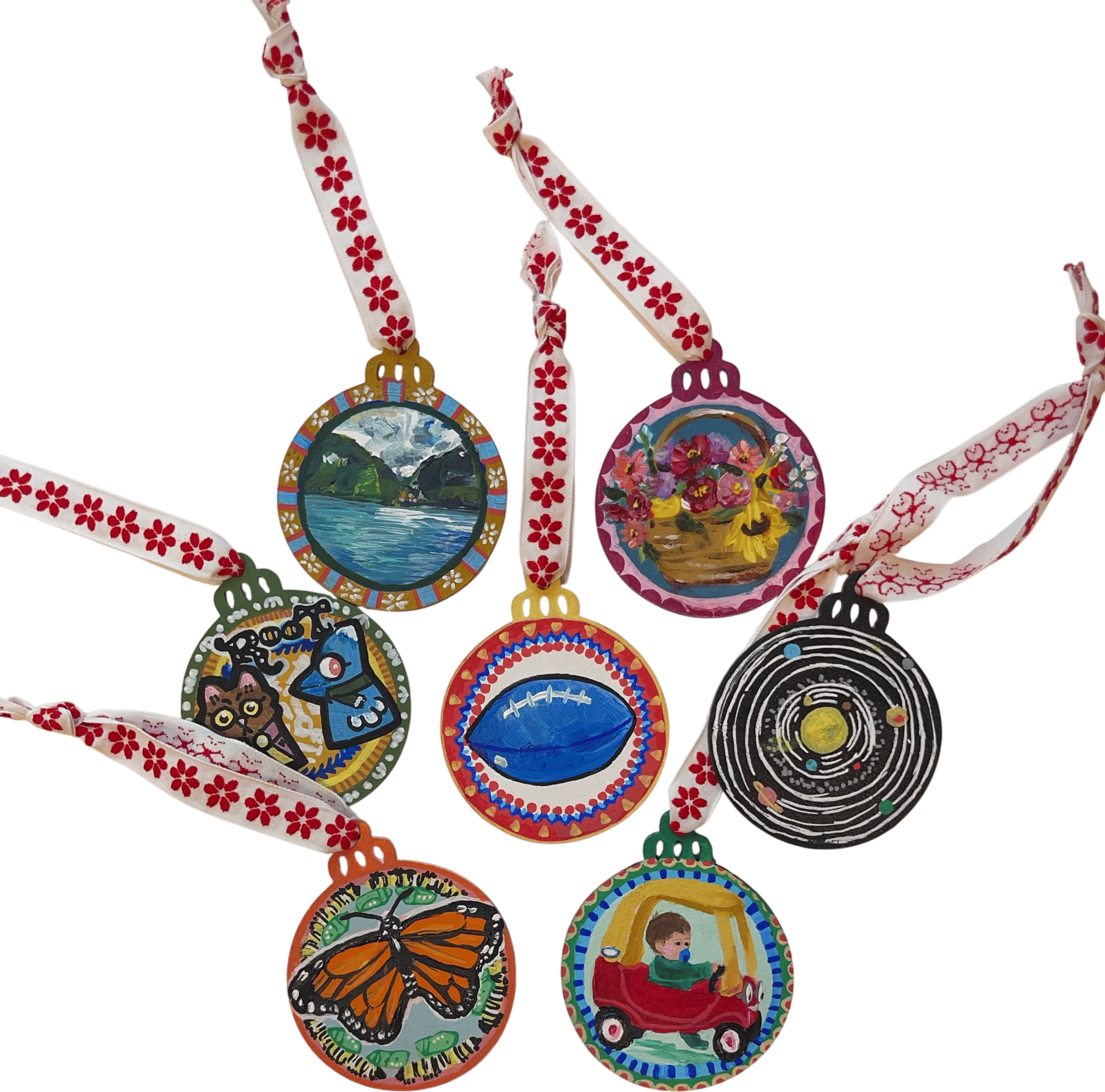 Gift your kids a yearly ornament & photo book