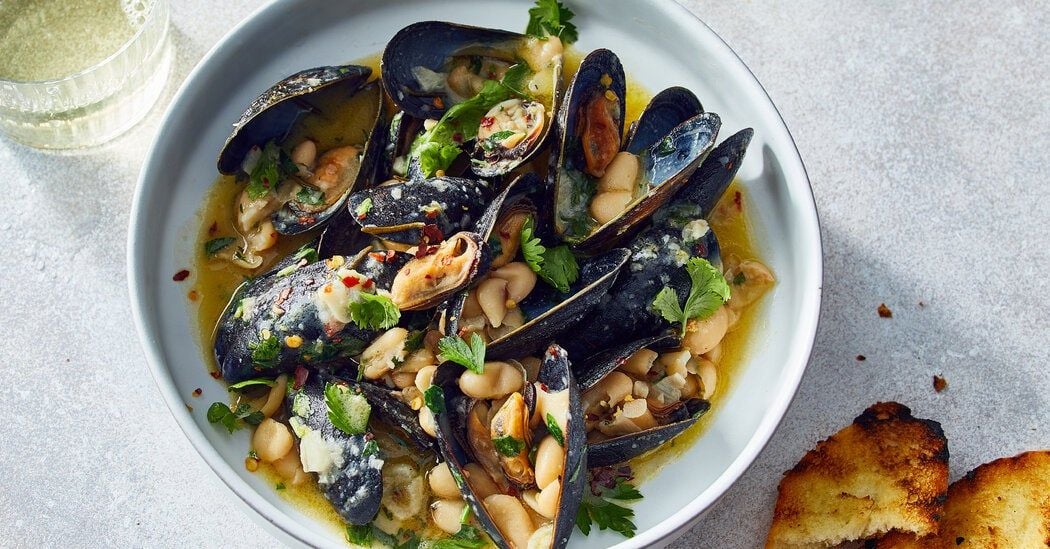 Mussels With White Beans, Garlic and Rosemary by Melissa Clark