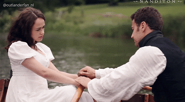 The unbelievable heat in period dramas.🔥🤤🥰