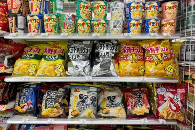Why a Japanese potato chip bag lost its colour