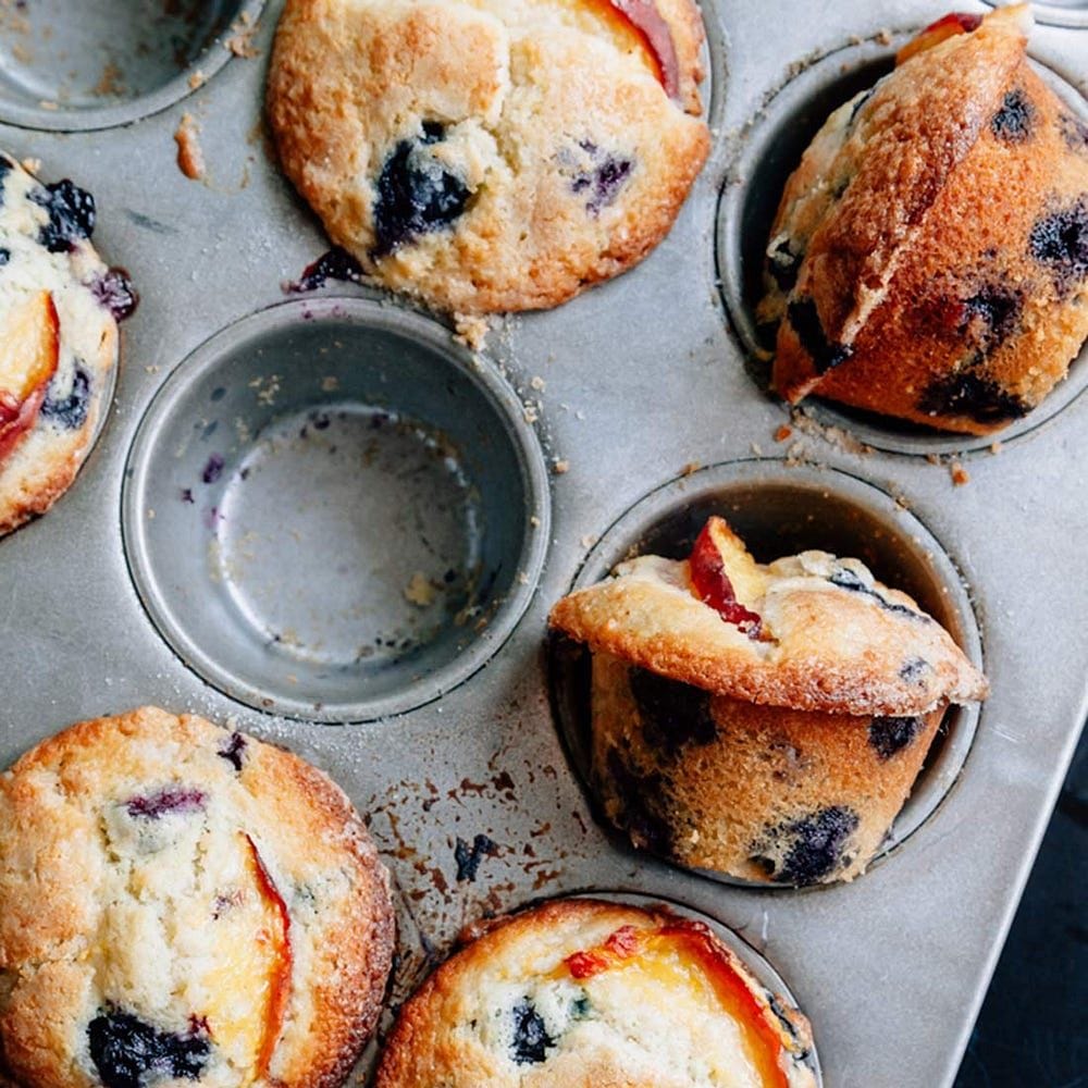 Lisa’s blueberry peach muffin on Susan Spungen’s Substack called Susanality.
