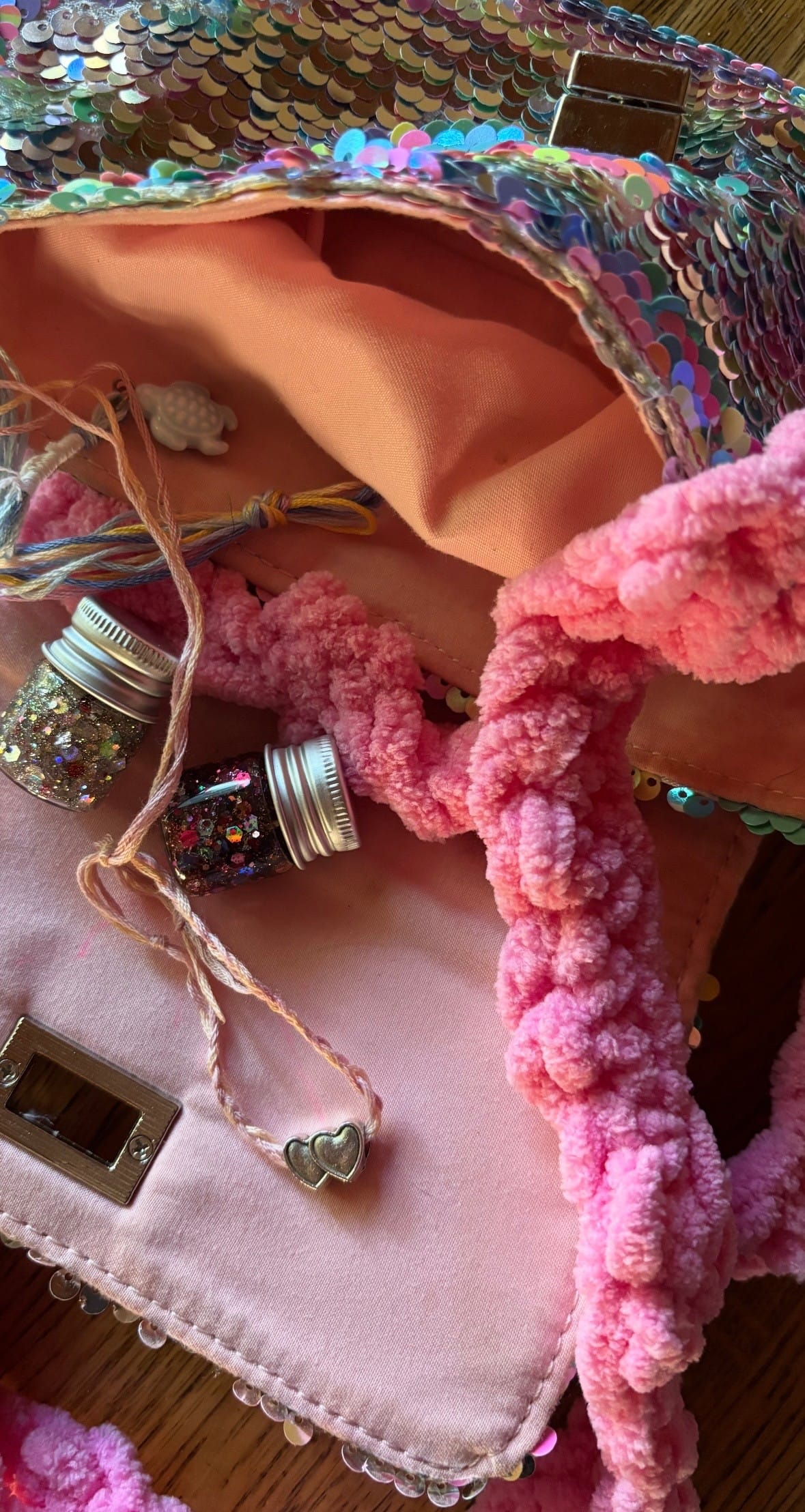 A double heart charm on a handmade bracelet 💞🥲