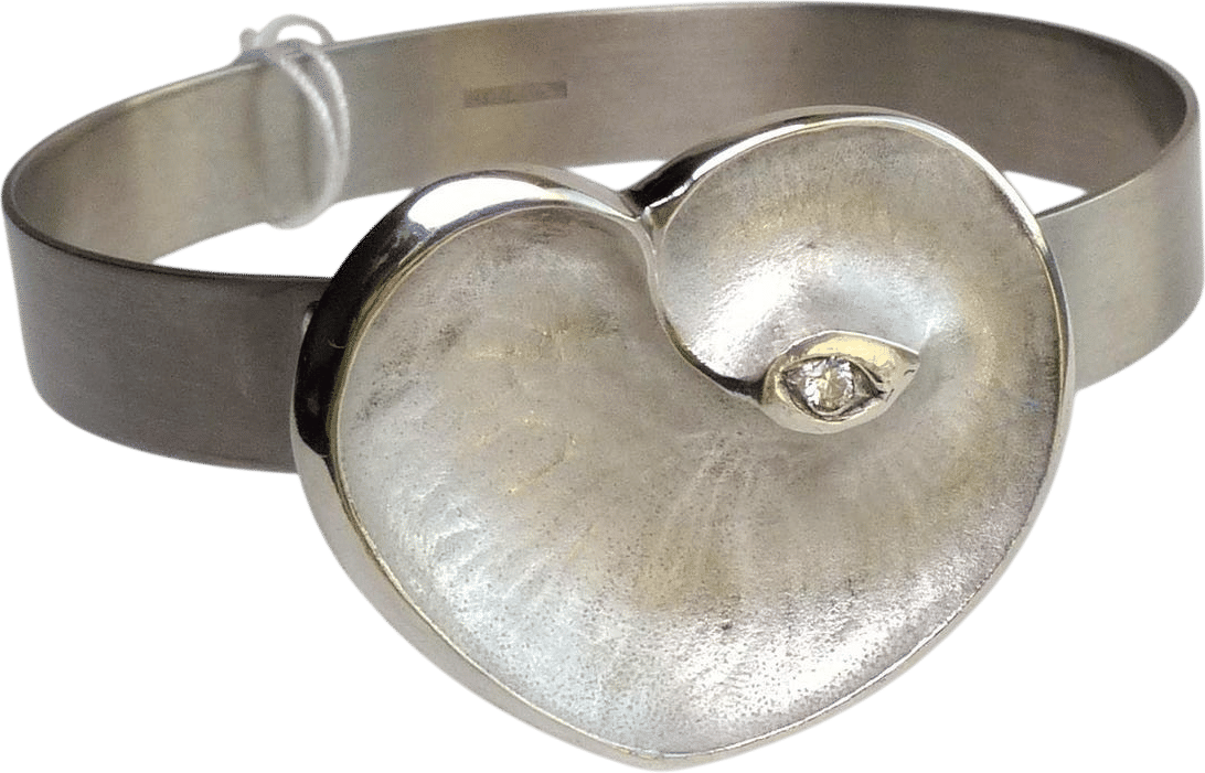 I’m crying that I can’t buy this piece