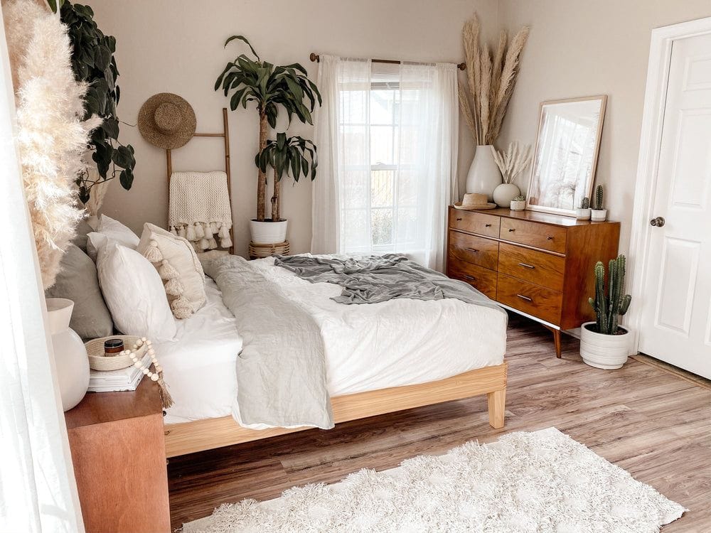 what kind of bedframe are you looking for? upholstered, wooden, metal?