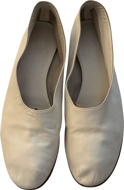Glove Flats