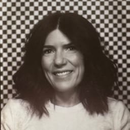 Maggie Knight
