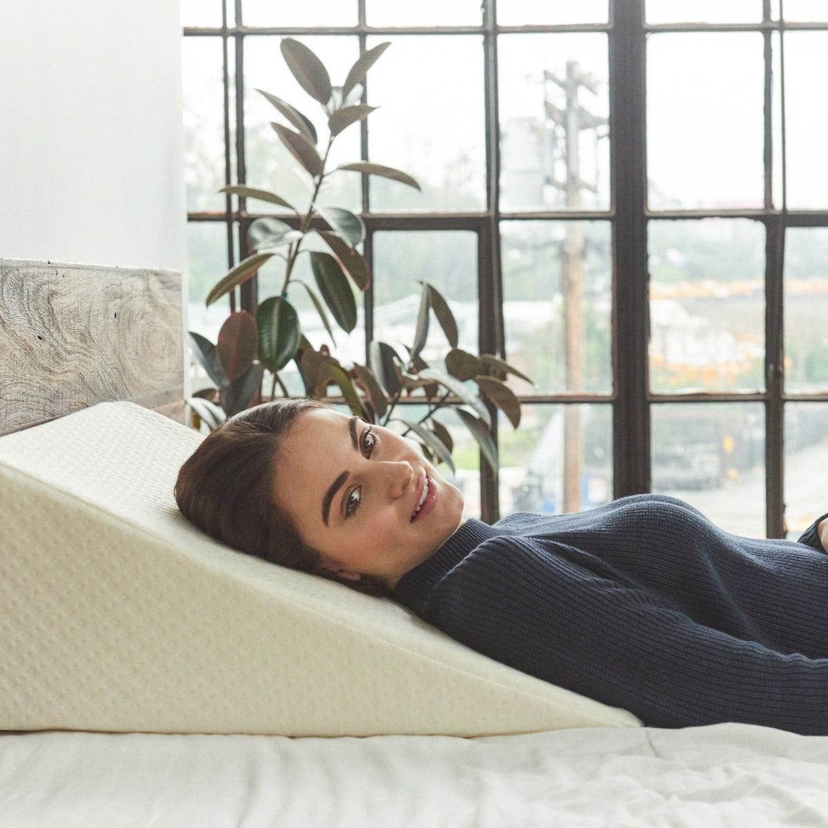 Brentwood Home Zuma Foam Wedge Pillow