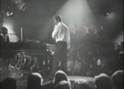 Hound Dog (Live on UK TV, 1964)