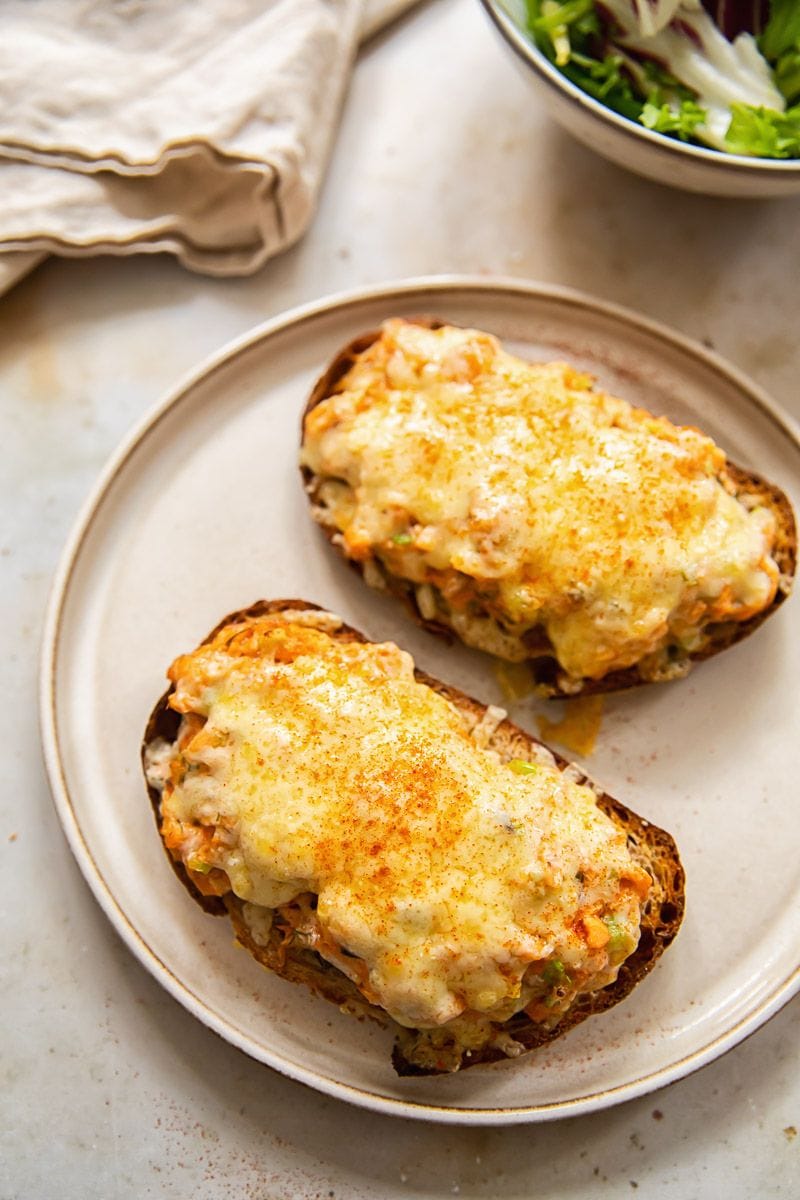 Hot Cheesy Salmon Sandwich Recipe