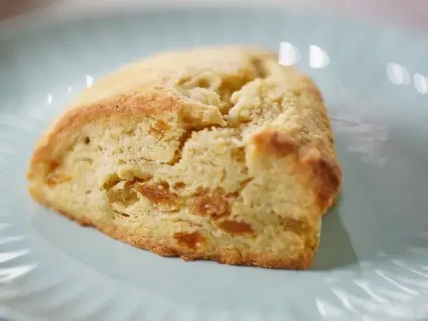 cornmeal scones