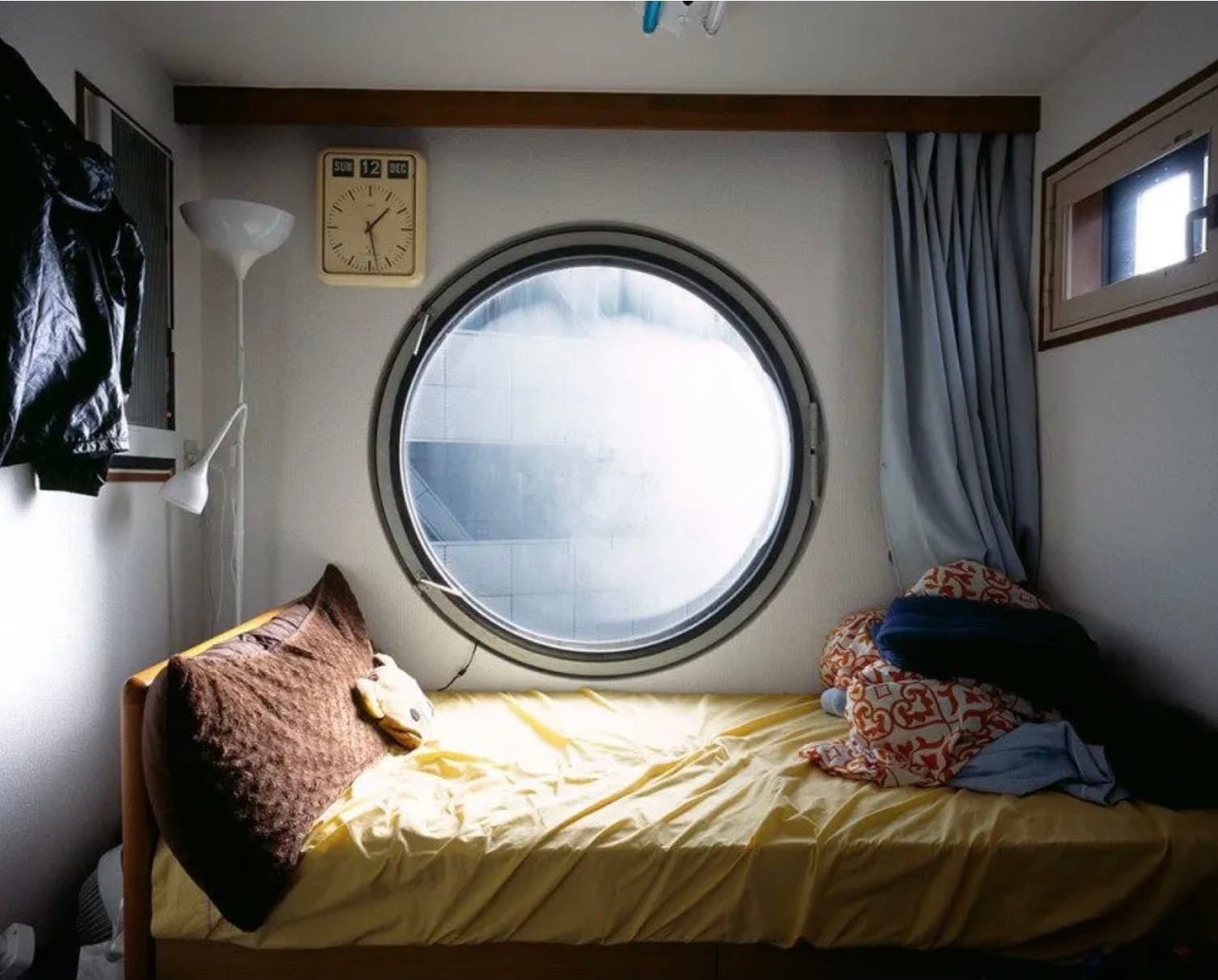 Nakagin Capsule Tower (Kisho Kurokawa)