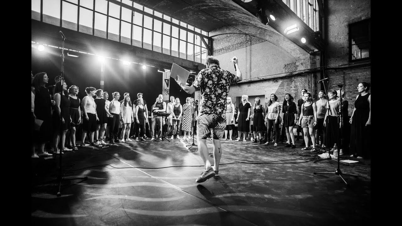 Justin Vernon & Cantus Domus / Heavenly Father 