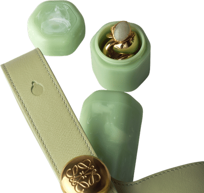 The Compact Set