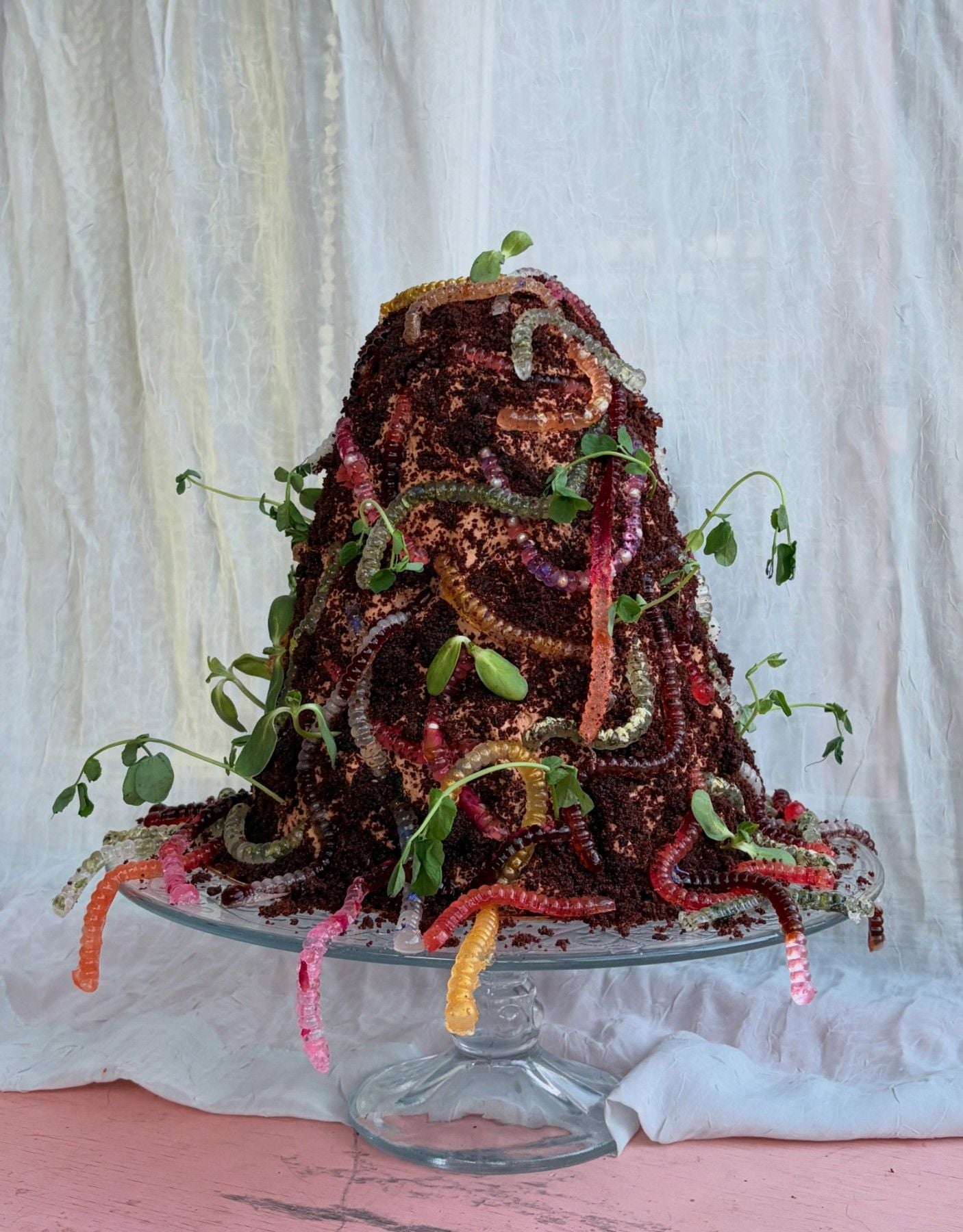 Worms-in-dirt cake