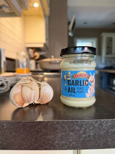 BOTH fresh and jarred garlic