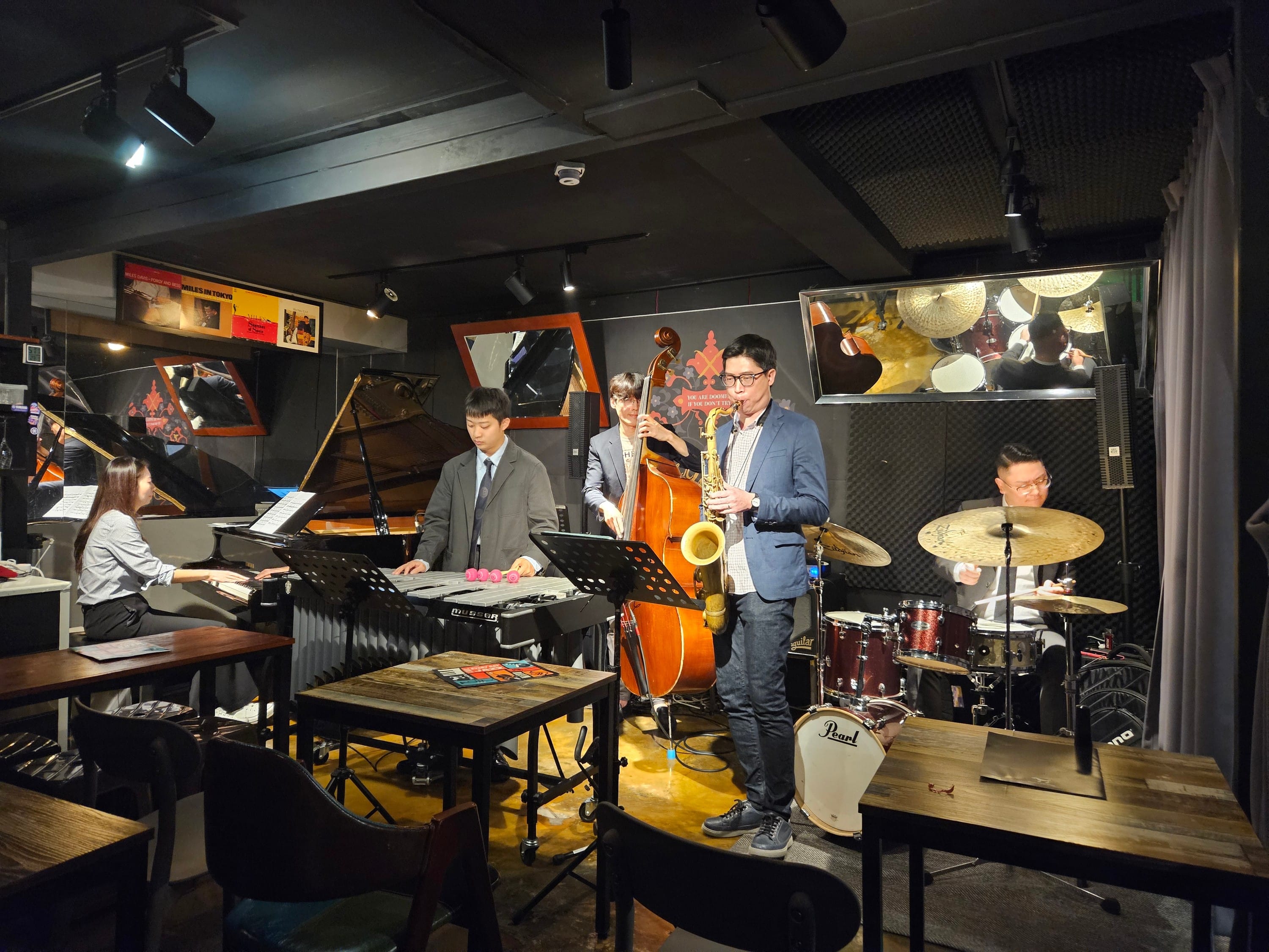 Sound Dog Jazz