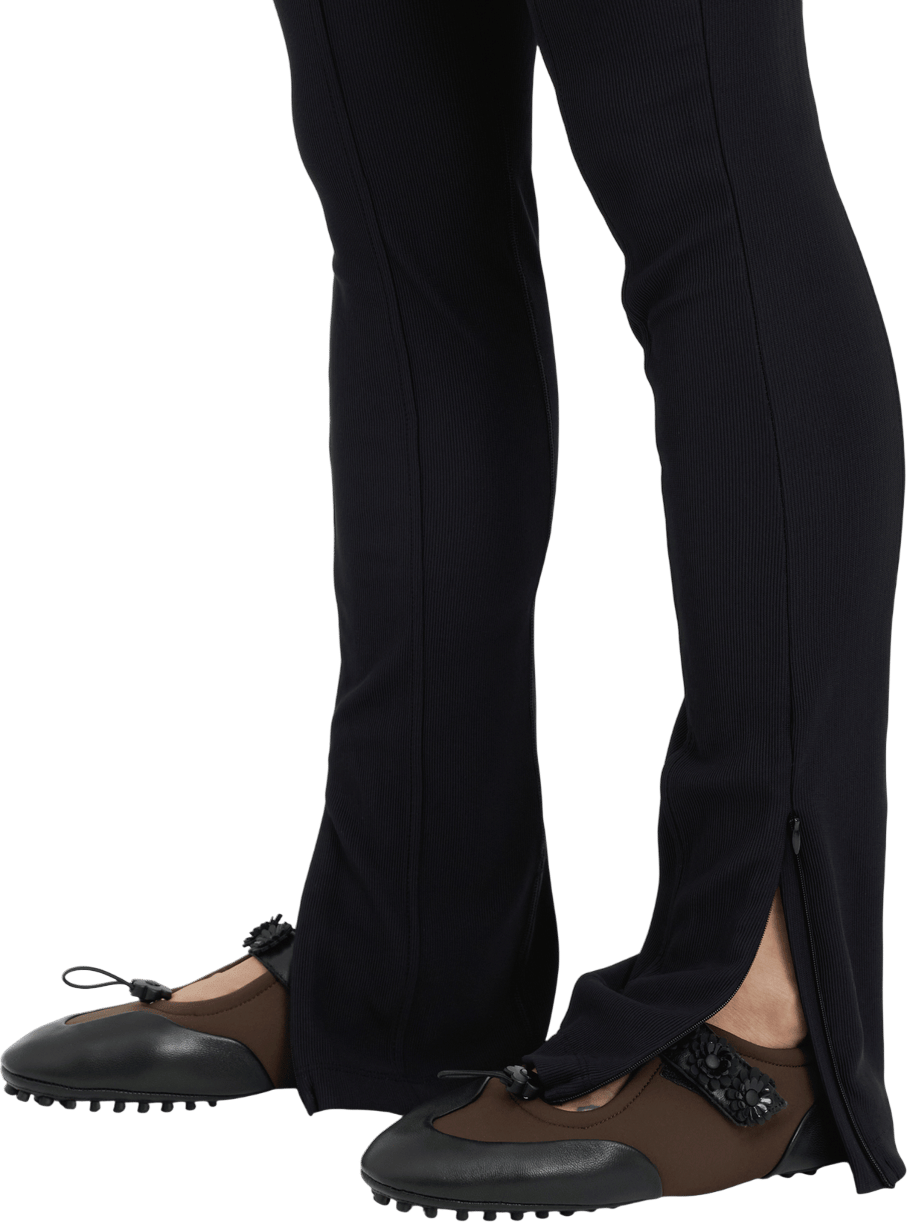 Pruzan Ribbed Flare Leggings